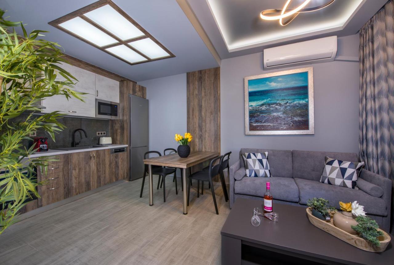 Rena'S Luxury Apartment With Free Private Parking Chania  Exterior photo